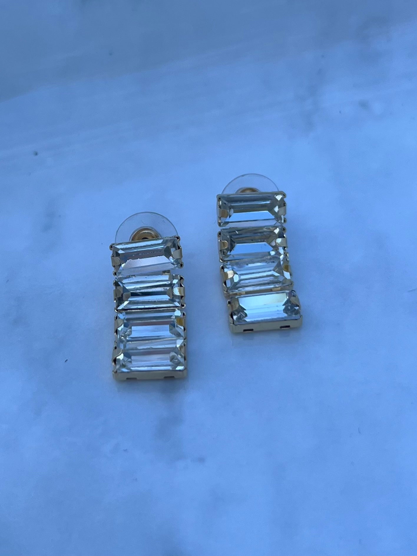 Crystal Drop Earrings / Silver