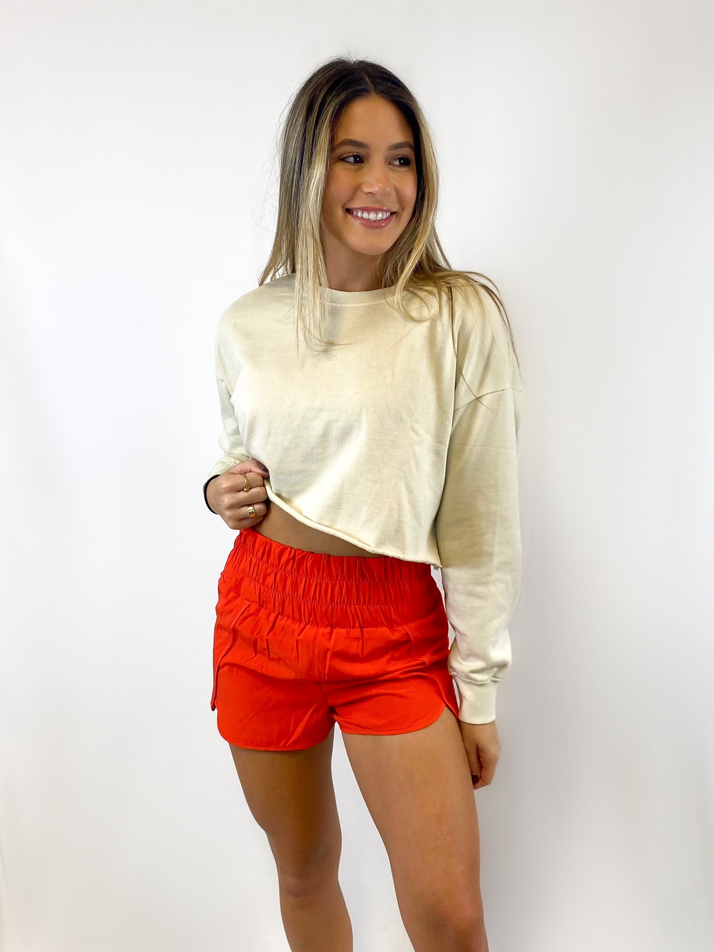 Base Shorts / Hot Orange