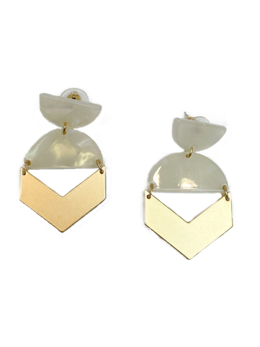 Kim Pearl Earrings